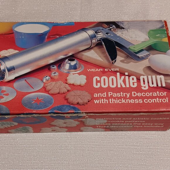 VINTAGE 1968 WEAR-EVER Pastry decorator COOKIE GUN WITH ORIGINAL BOX #3365 - Picture 1 of 4